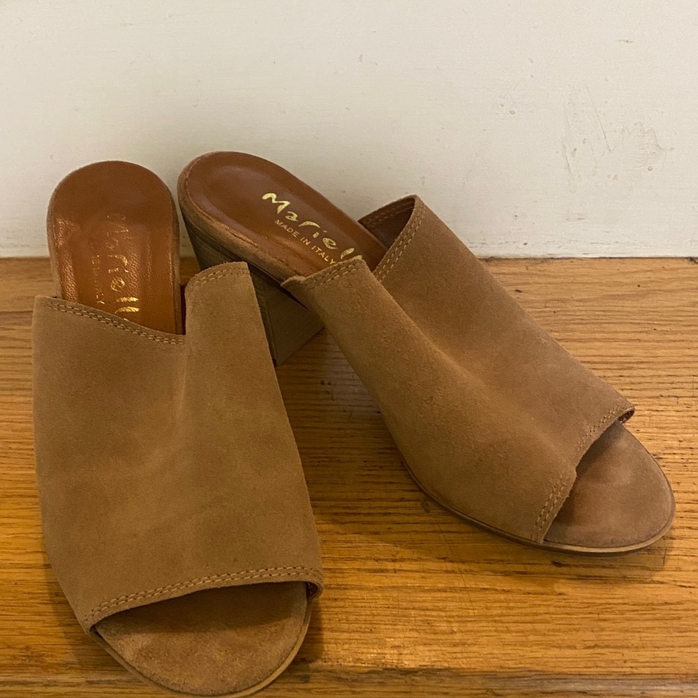 Hardly Worn Italian Brown Suede Mules